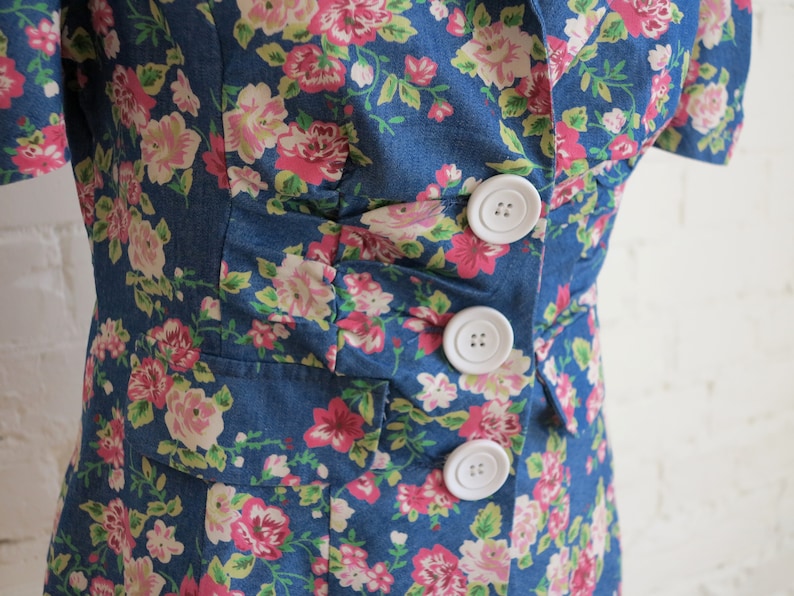 Blue Blouse Floral Print Blouse Short Sleeves Blouse Crinkle Top English Roses Print Cotton Blouse Short Sleeves Summer Jacket Medium Size