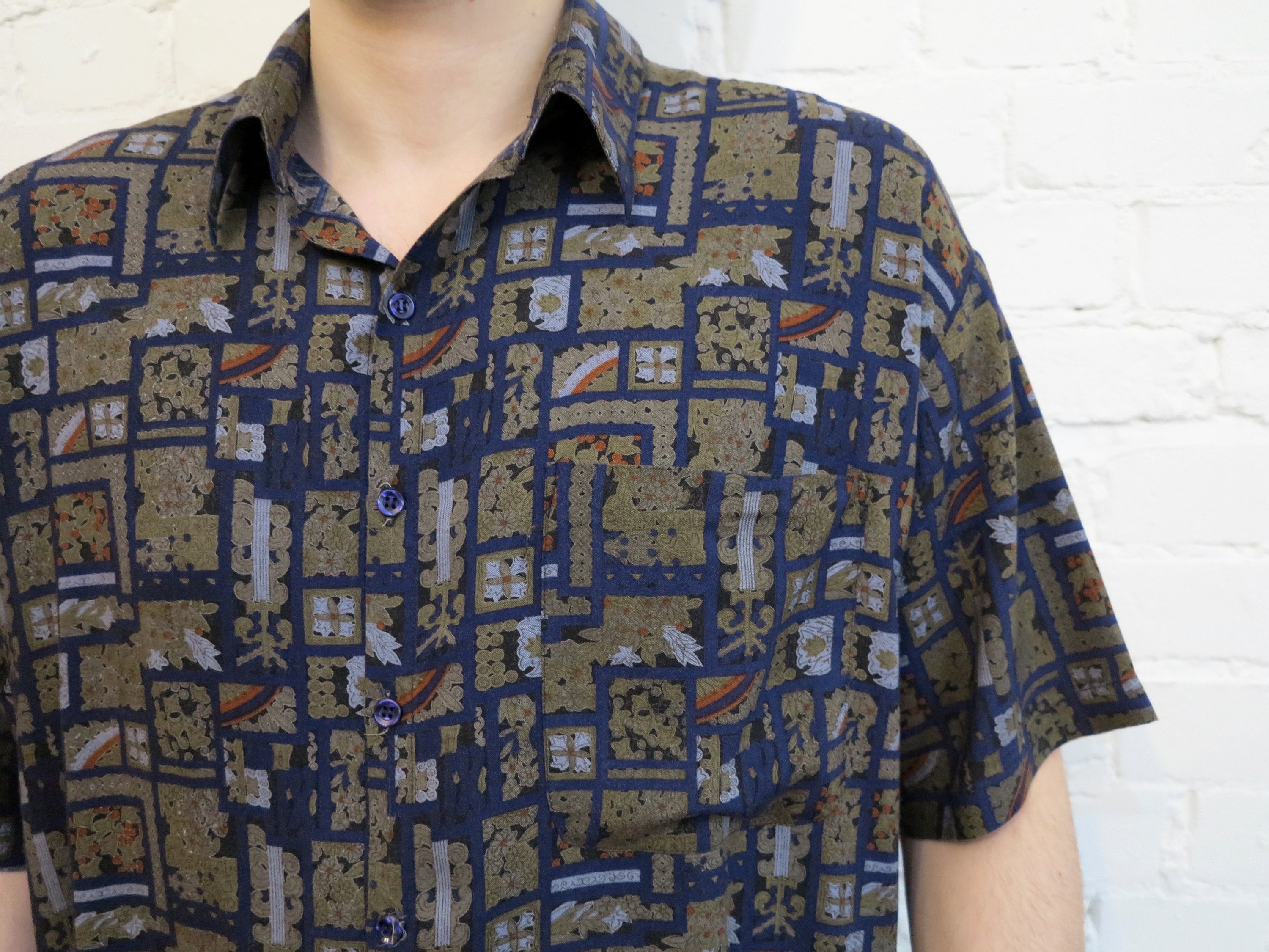 Vintage 80s Mens Shirt Blue Khaki Abstract Print Shirt Short