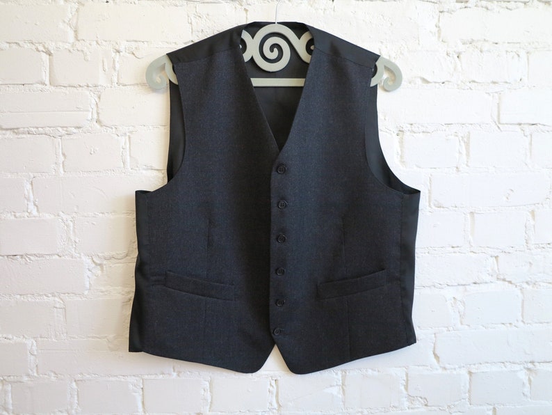 Dark Gray Formal Mens Vest Gentlemen/'s Fitted Waistcoat Edwardian Victorian Vest Renaissance Steampunk Vest Extra Large Size