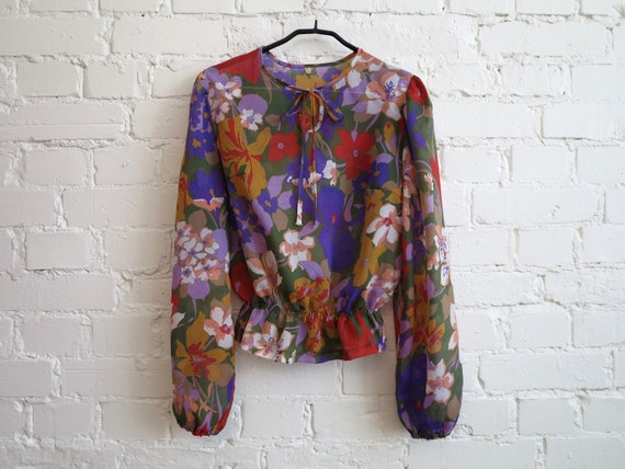 Vintage 70s Multicolor Chiffon Blouse Floral Prin… - image 5