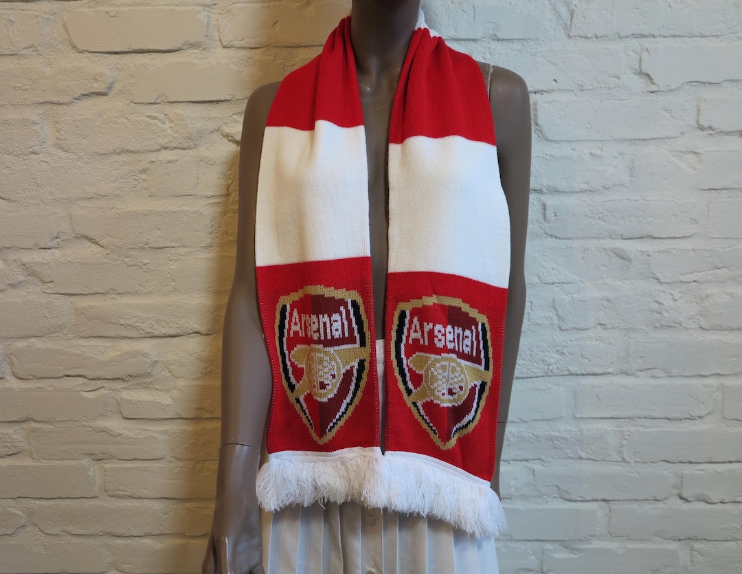 Vintage Arsenal FC Football Scarf 1990s Red White Knit Fan Scarf With vintage-arsenal-fc-football-scarf-1990s-red-white-knit-fan-scarf-with