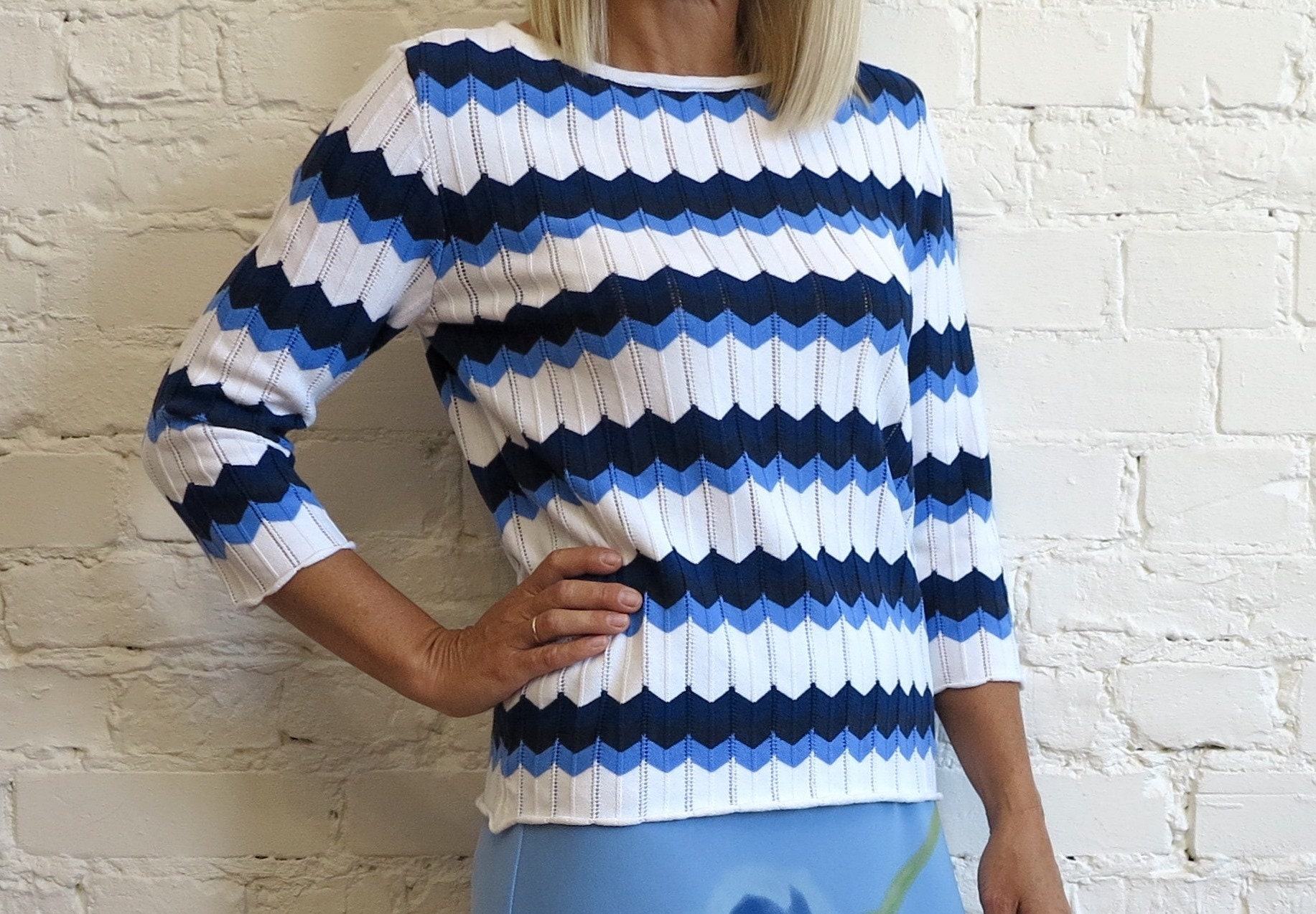 pullover blau wei� rot gestreift