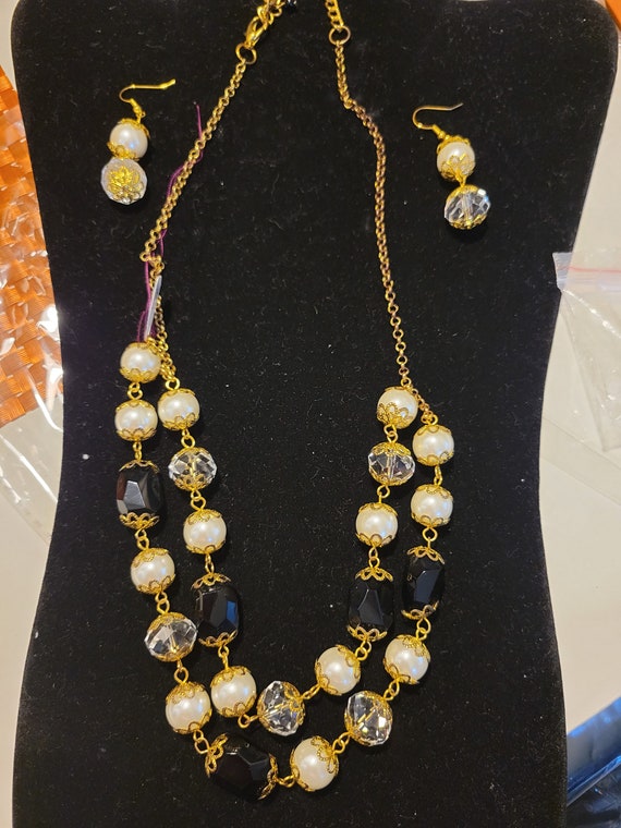 Black White and Gold necklace and earring set - image 2