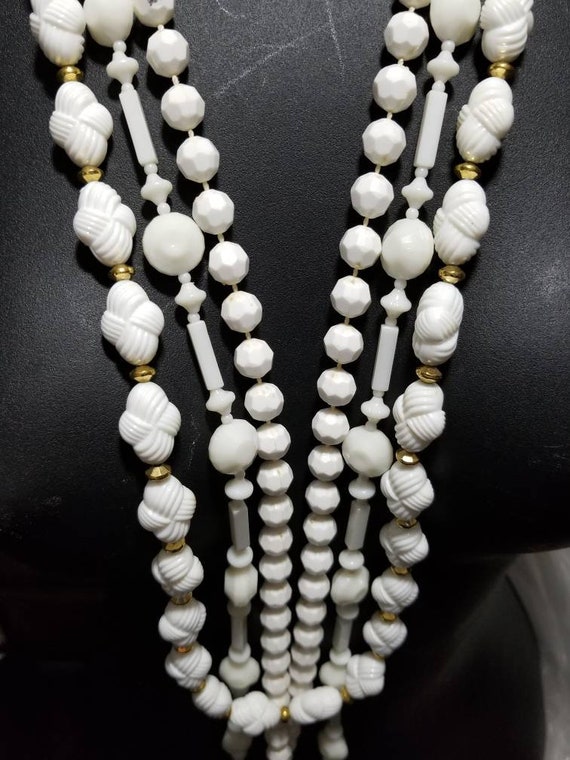 Beautiful 3 long interchangeable white plastic be… - image 7