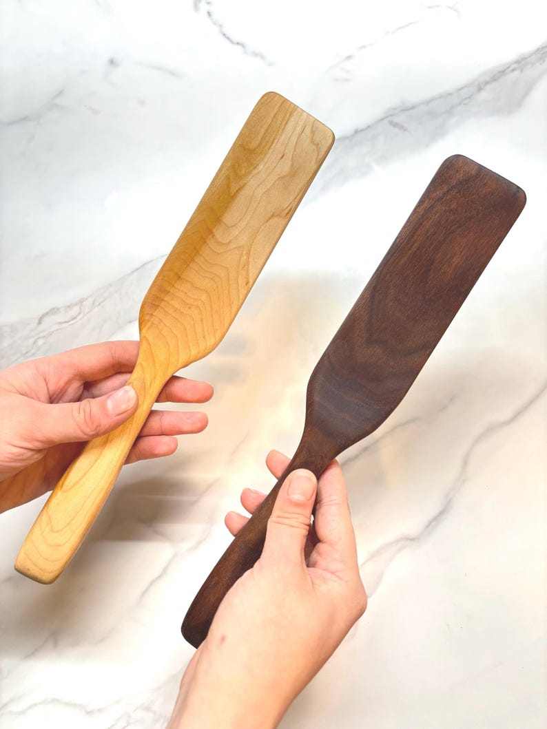 Curved Wooden Spatula || Handcrafted Hardwood Kitchen Utensil || Heavy Duty Cooking Tool imagen 1