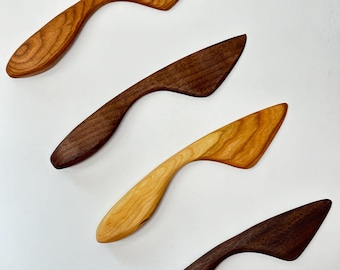Handcrafted Wooden Knife Spreader: Hardwood