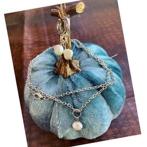 Freshwater pearl jewelry set.