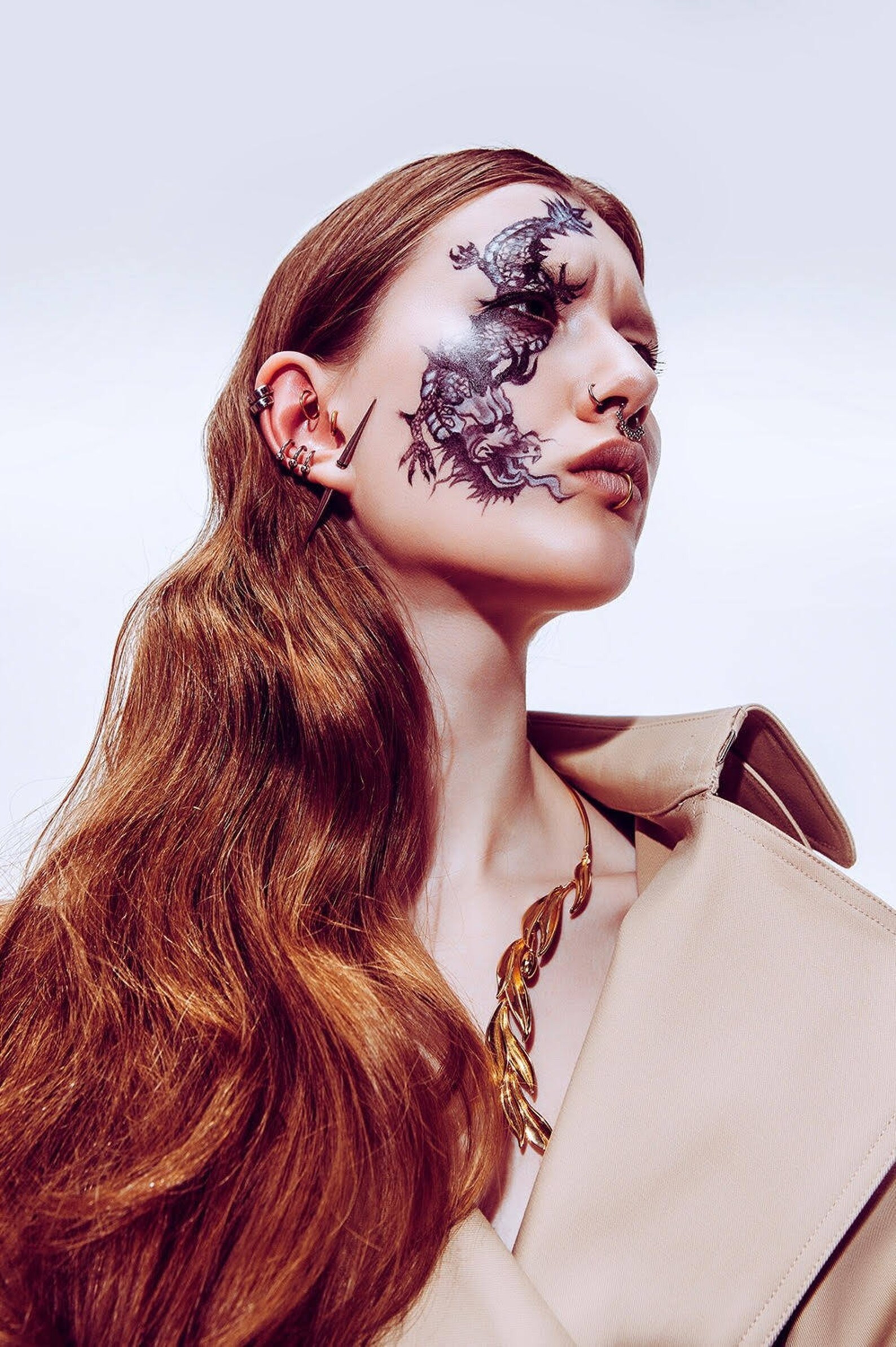 Leaf Open Collar Choker Necklace Photos