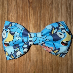 Character Adjustable Bowtie, Toddler/Children's even pets, Blue Dog pattern