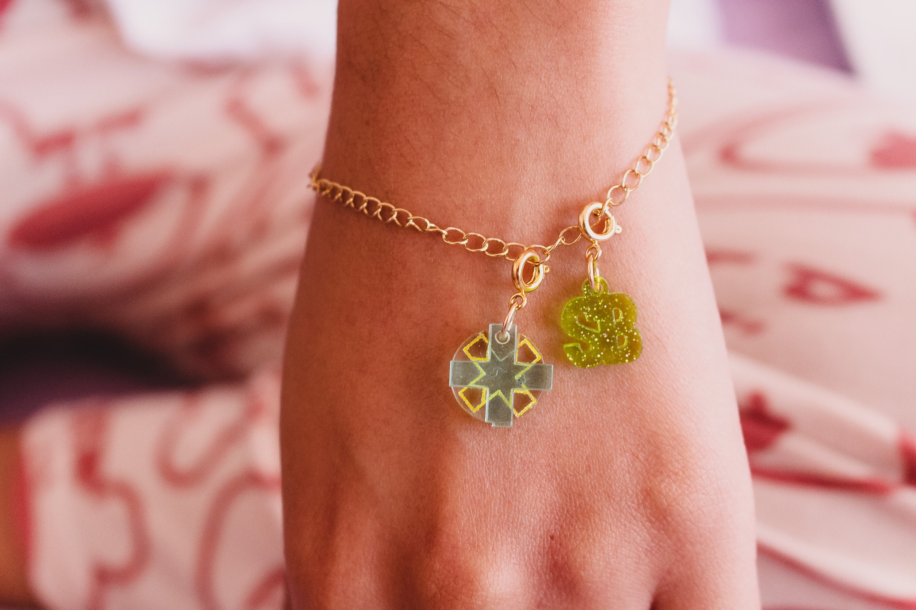 本物保証!  TXT Charm, TXT Necklace, Tomorrow X Together Bracelet, Kpop タレントカード