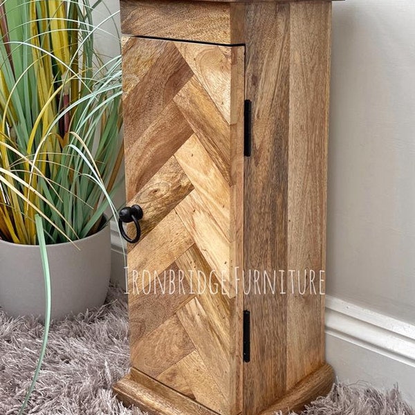 22cm wide Solid Mango Wood slim 1 door cabinet MANT-521 Mantis parquet range