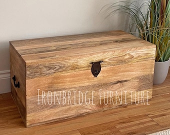 Solid Mango Wood Storage Trunk, Blanket Chest, 75cm Wide