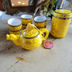 Chinese Porcelain Tea Set; Teapot and Set of 6; Made in China