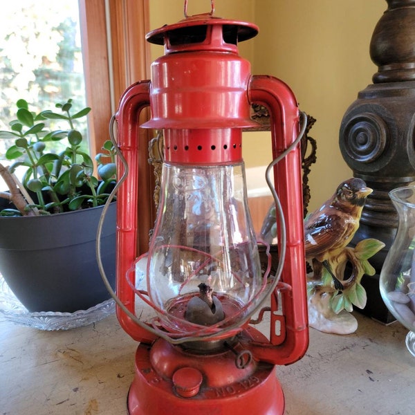 Vintage Dietz Kerosene Lantern; Oil Lantern