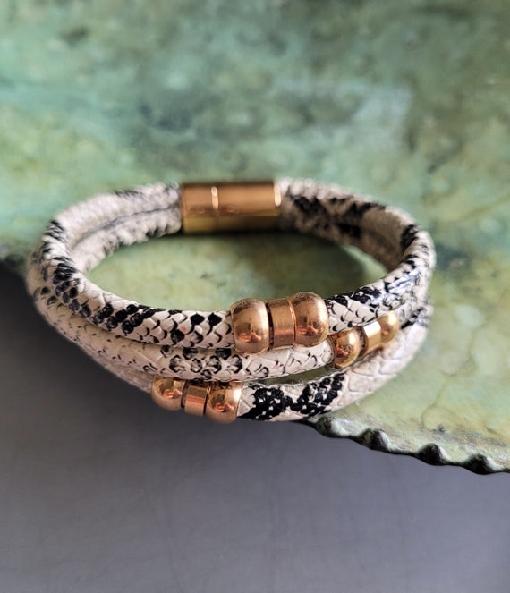 Vintage Magnetic Bracelet Faux Snake Skin Modern … - image 1