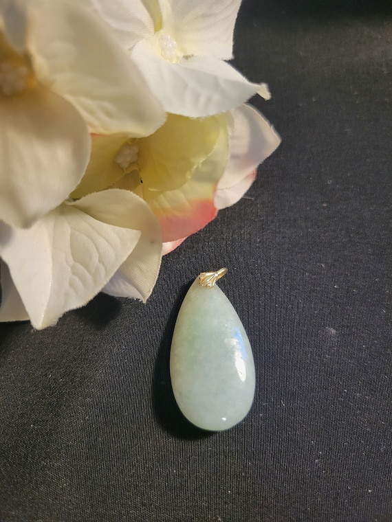 Beautiful Vintage Green Jade Pendant