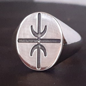 Anillo único de plata esterlina Épsilon Délfico, símbolo délfico del dios griego Apolo, un antiguo símbolo de luz Épsilon griega, un producto griego.