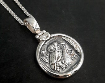 Old Tetradrachm Greek coin for the pendant, an excellent Athena necklace, a two-face  Greek Museum copy coin, alt Tetradrachm, alt währung,