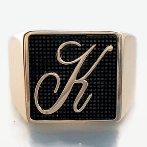 Anillo con escudo familiar, anillo de oro personalizado, caballero con letra de oro macizo, anillo de oro hecho en Grecia, anillo de oro macizo, regalo para mí.