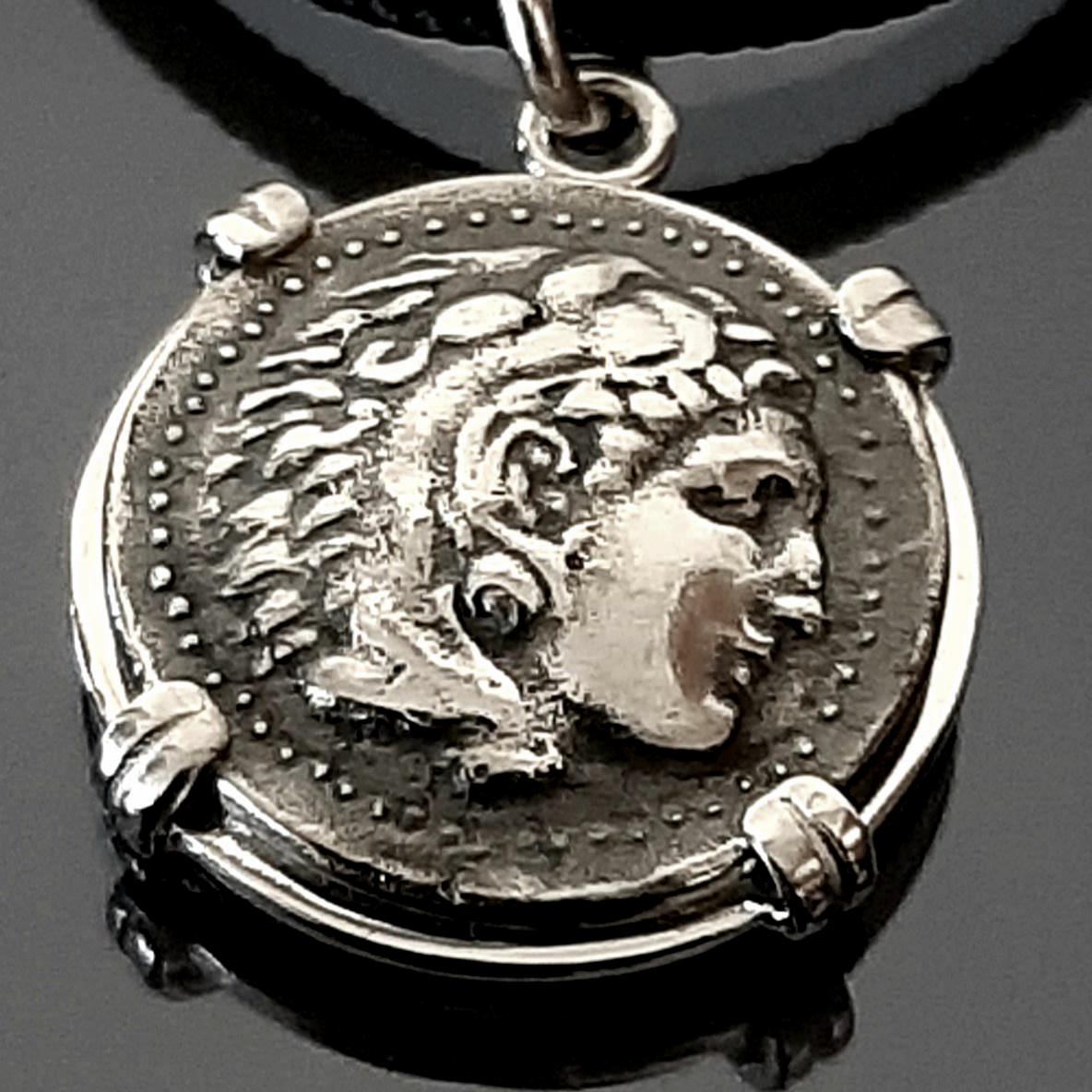 Pendentif Fantaisie Fait Main - Collier Avec Pièce à L'effigie D'Alexandre Le Grand - Style Antique Et Unique