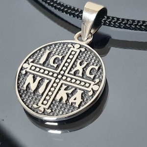 EC.XC.NIKA Byzantiner, Sterlingsilber-Anhänger, alter christlicher Anhänger, Byzanz-Anhänger, Glaubenshalskettengeschenk, kyrillischer Anhänger, Geschenk der Mutter.