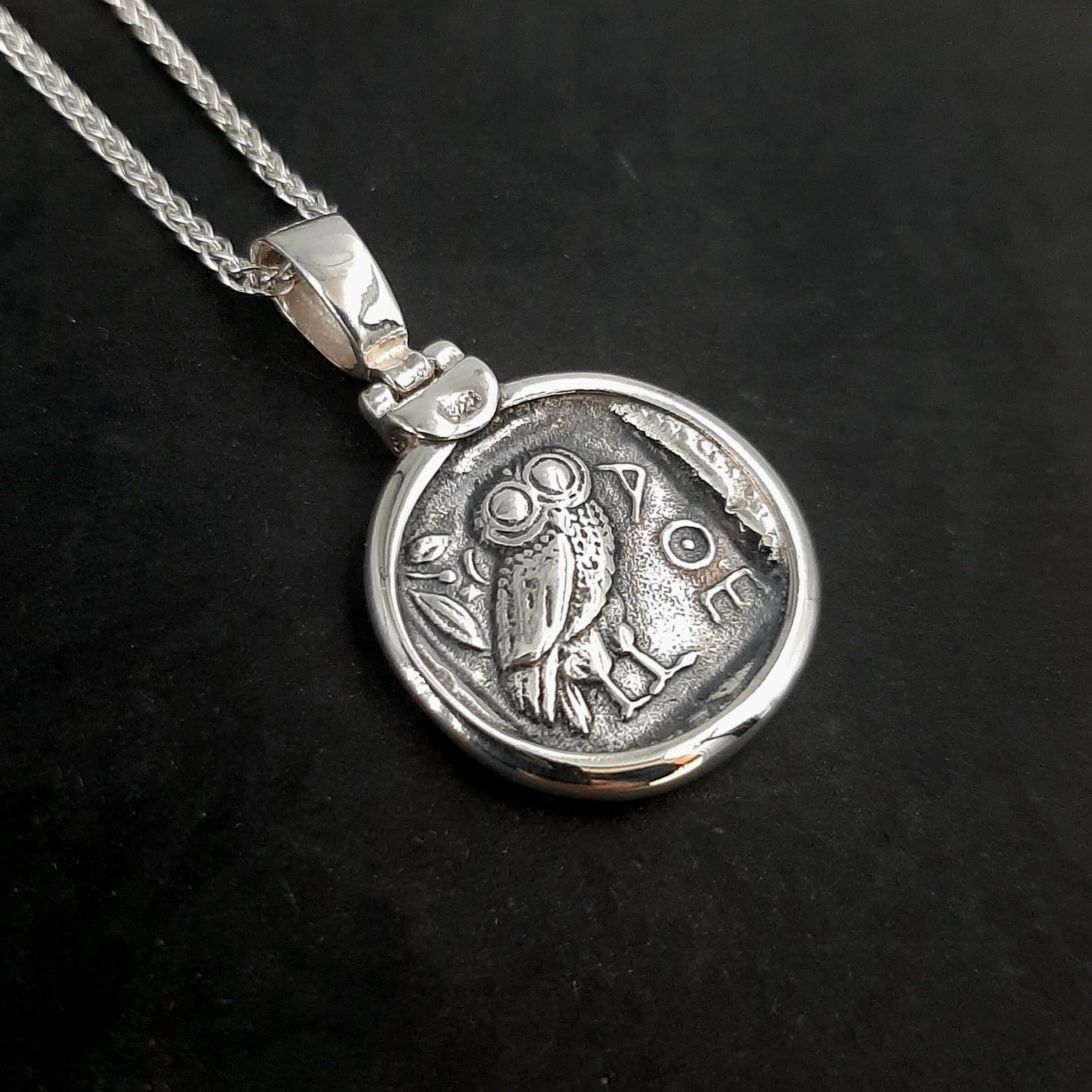 Old Tetradrachm, Greek coin pendant, old Athena coin necklace, mom's gift, Greek Museum copy, alt Tetradrachm, alt währung, quality coin.