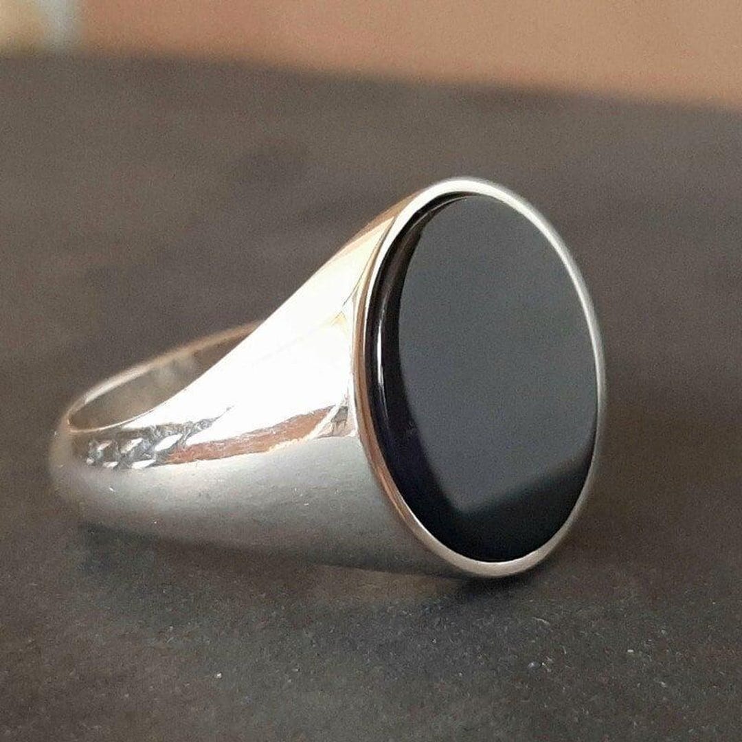 Anello onice ovale argento Italia 1970 ca - Galleria Novecento