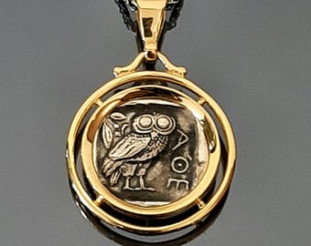 Athena-hanger: uil: verguld zilver - dubbelzijdige oude munt