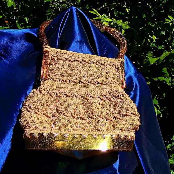 Vintage Purse Crochet Knitted w/Gold Glitter Confetti Lucite Bottom Twist Close Handles Iridescent Gold Metallic Glass Beads HM OOAK Lined