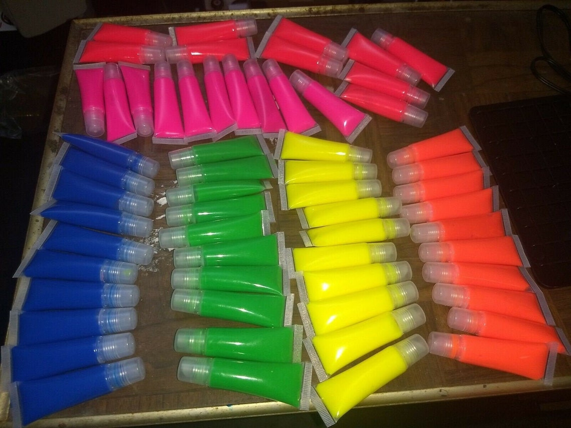 BLACKLIGHT PAINT Set of 6 Colors Body Paint Poster Paint Etsy