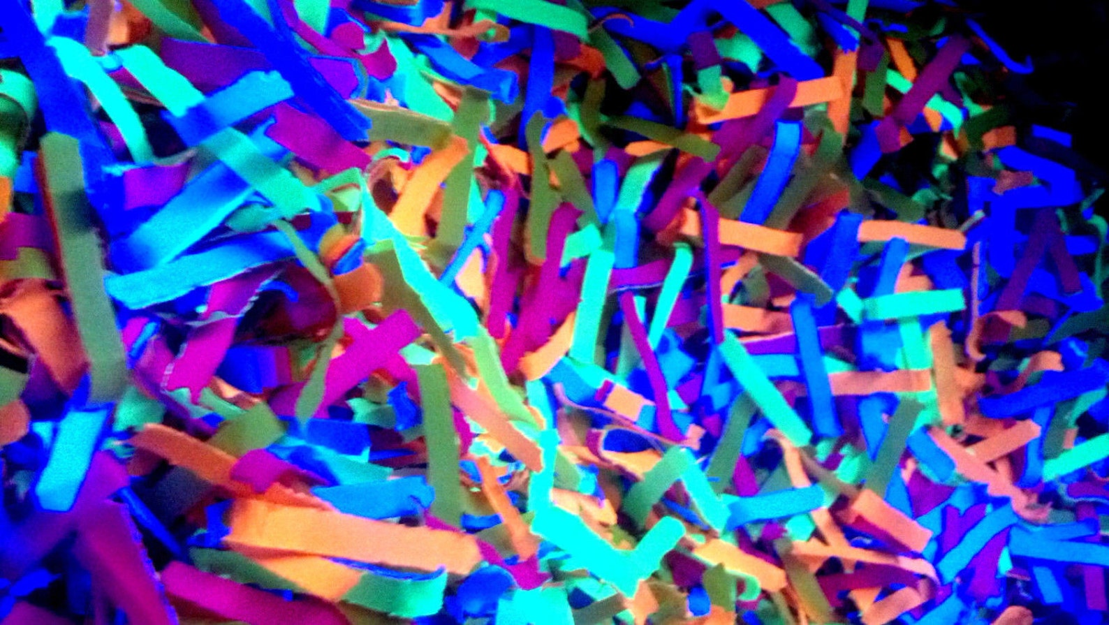BLACKLIGHT CONFETTI - Multicolor - Bright - Glow - Neon - Uv - Party ...