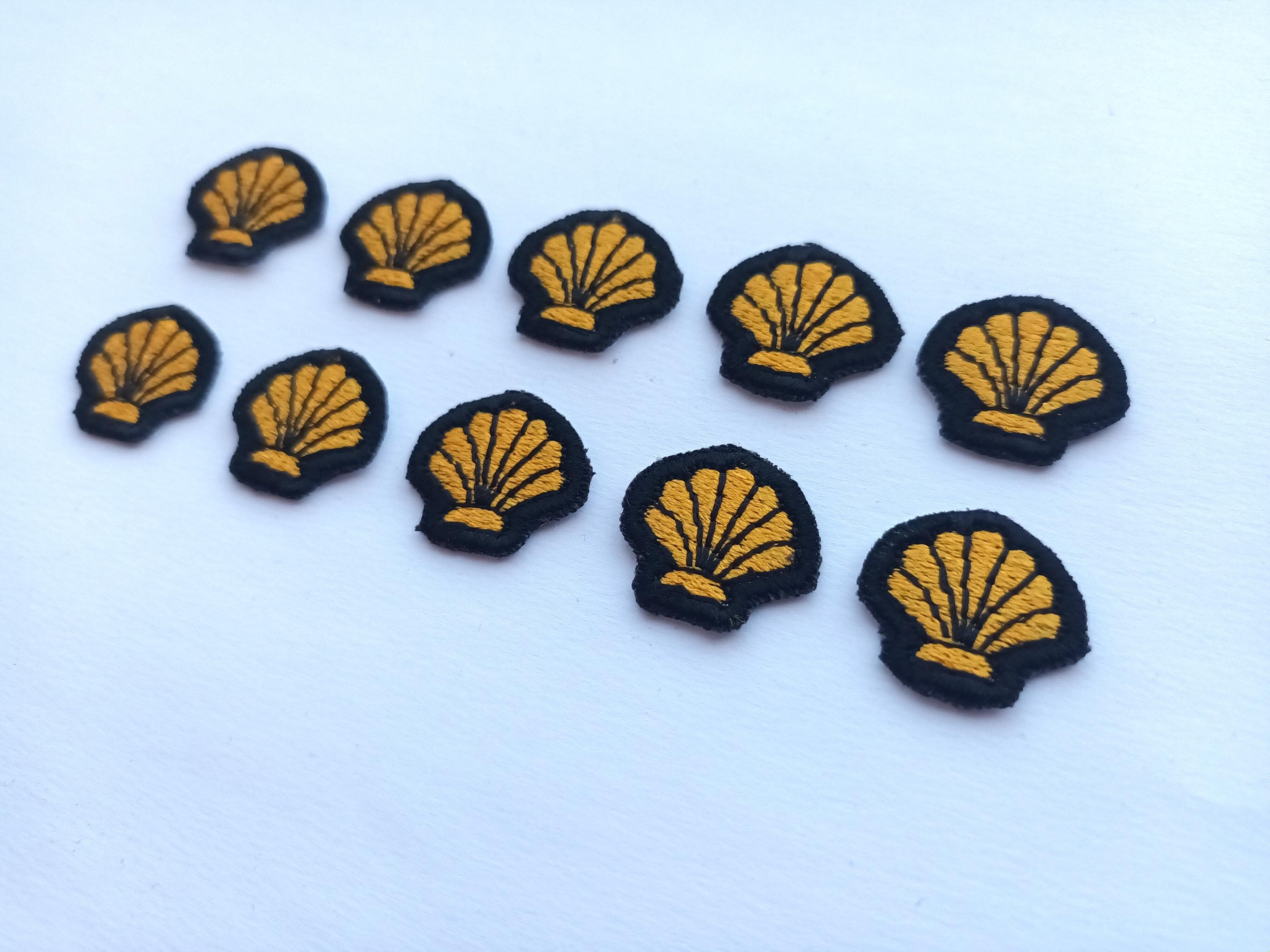Camino santiago pin - Etsy 日本