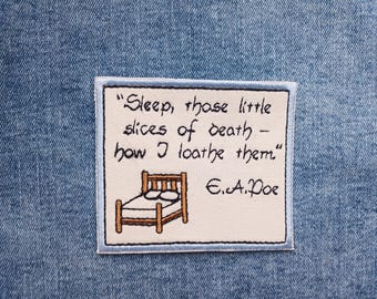 Książka Edgar Allan Poe Okładka Powieść Niestandardowa alternatywa Grunge Żelazko na łatkę Sleep Bed