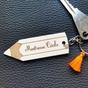 Houten potlood sleutelhanger - Gepersonaliseerd cadeau voor leraar, meester, professor