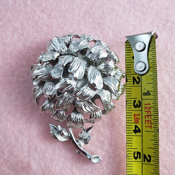 Roget Brooch Chrysanthemum Flower in Silvertone V… - image 4