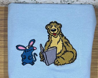 Bear  Inspired Sweatshirt – Cozy Embroidered Bear and Mouse Reading Design