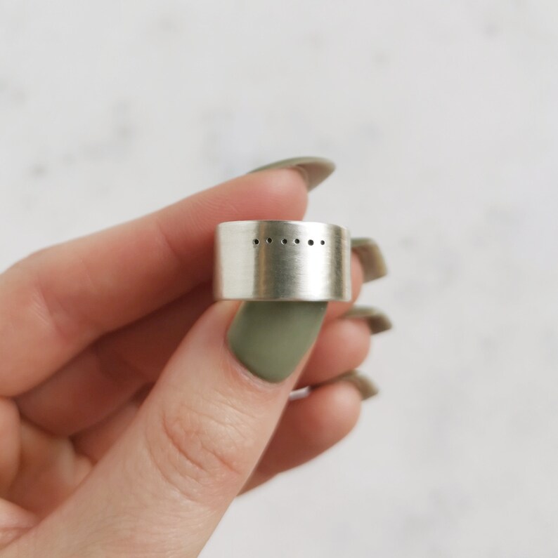 Geometric Accent Size 7.5 Sterling Silver Ring Band The Musineon Ring Brushed Wide Band Ring Wide Band Ring Brushed Silver
