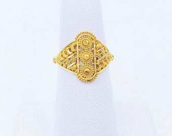 Genuine 22K Solid Gold RING US 7.75 Female Hallmarked 916 Stunning Craftsmanship