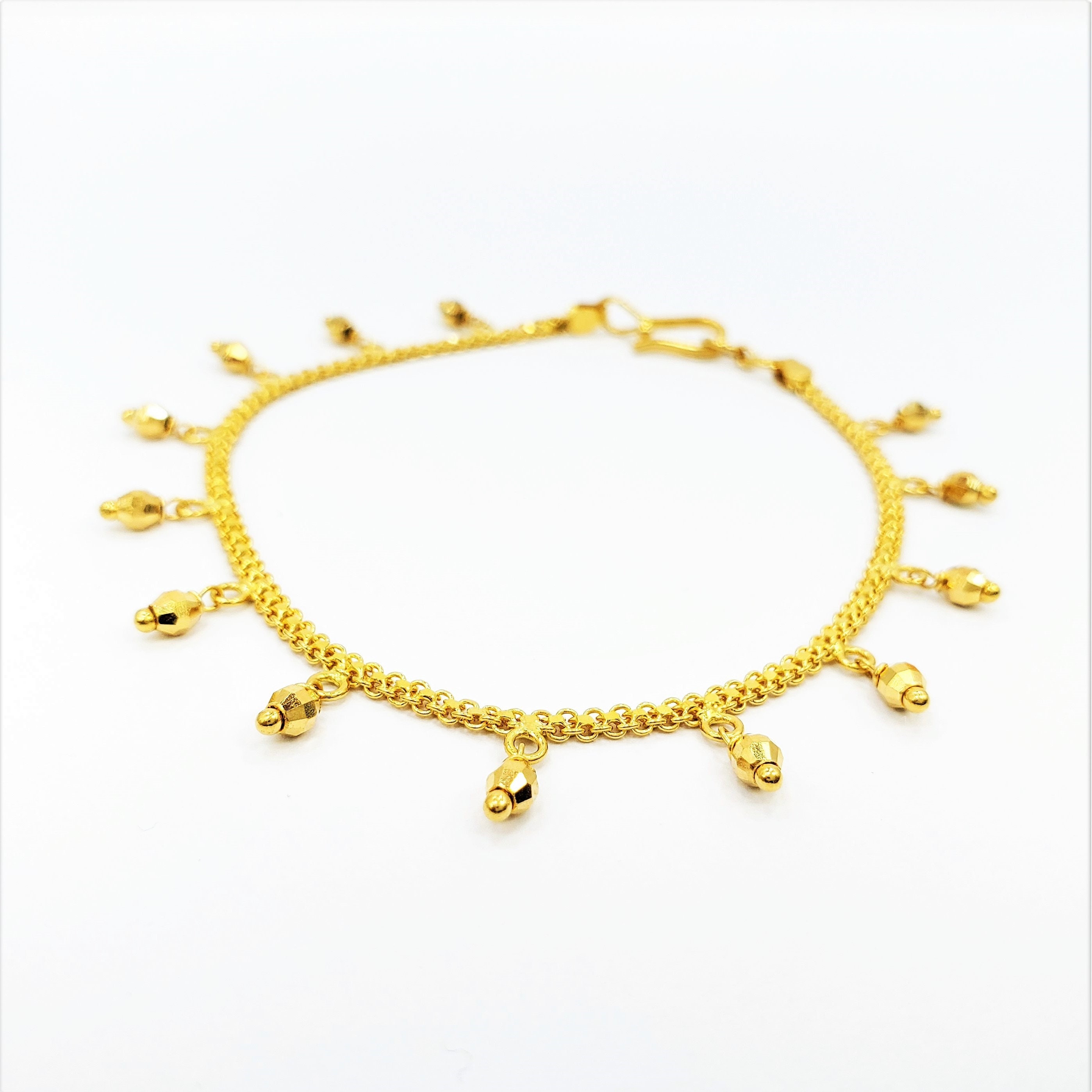 Hallmark shop store bracelets