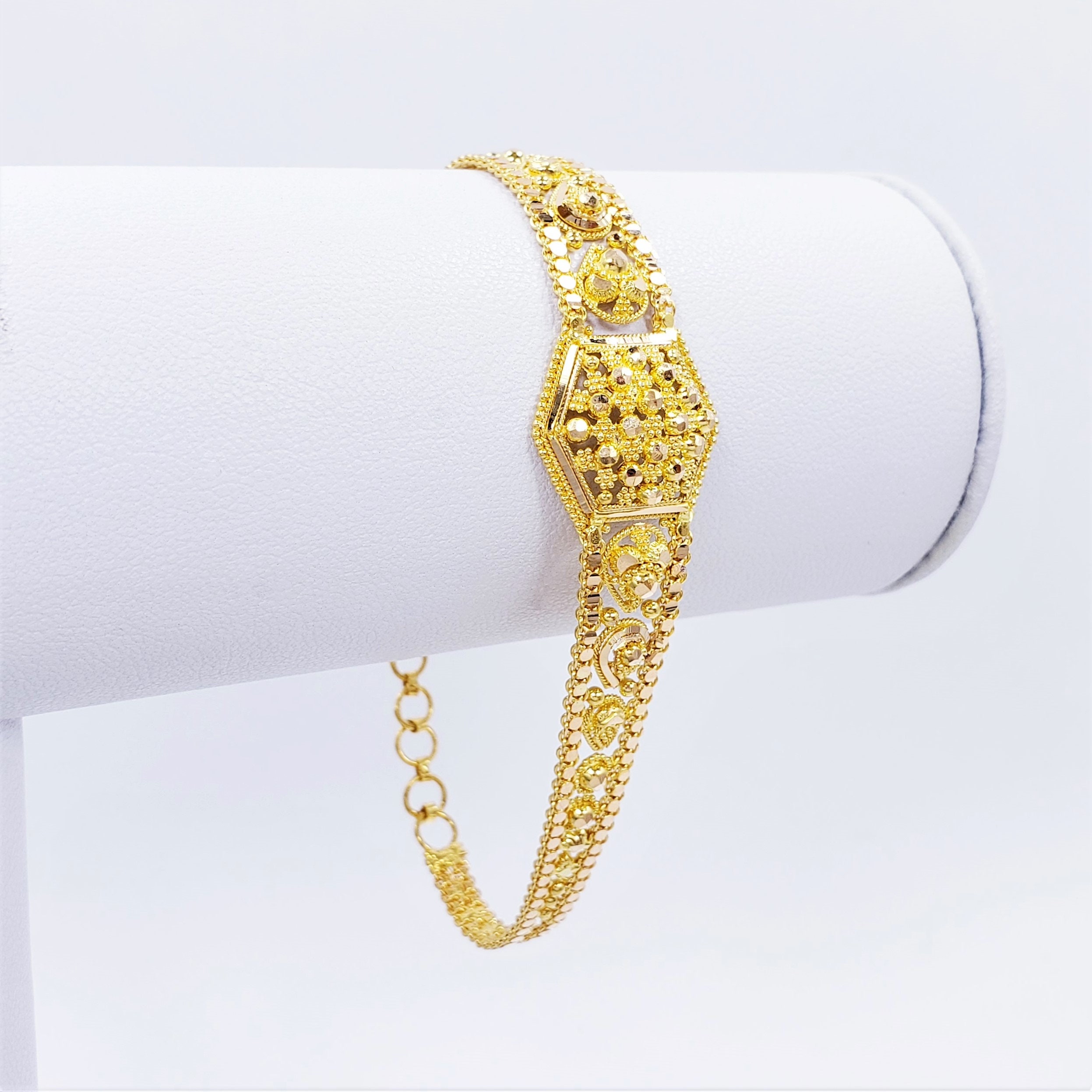 Buy quality 22K Gold Stylish Bracelet in Patan