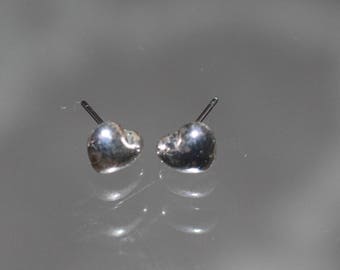 90's Silver Heart Stud Earrings