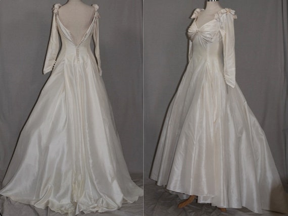 White Wedding Dress - image 9