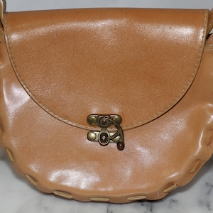 Vintage Nine West Leather Canteen Handbag