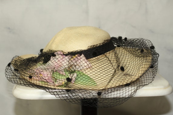 Lords Grace and Elegance Floral Veil Victorian Hat (7 3/4  display picture 1