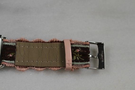 Pink Watch - image 4