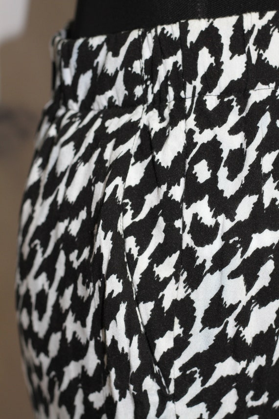 Black & White Bohemian Style Pants (6) - image 8