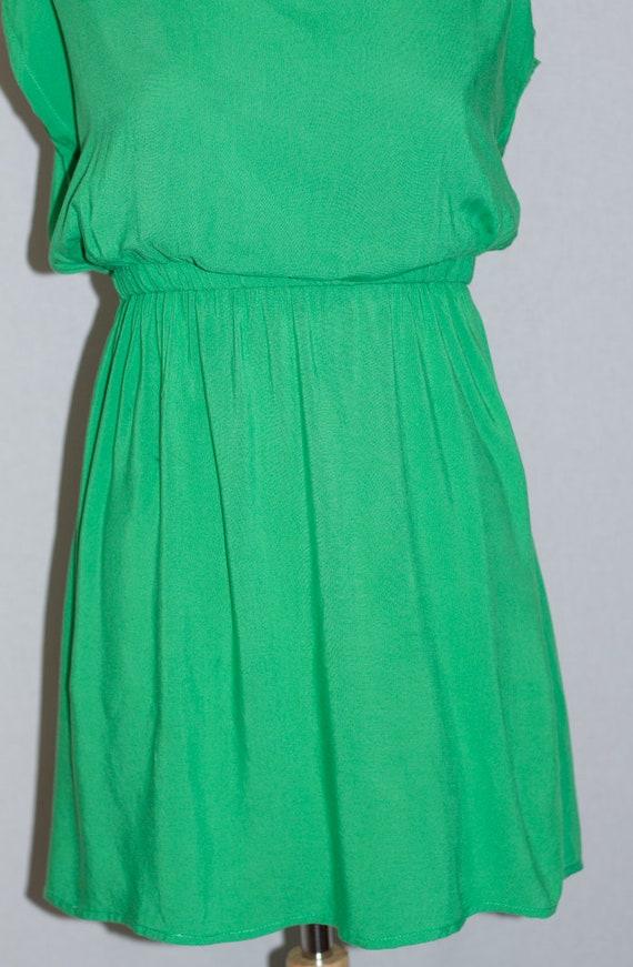 Green Dress - image 8