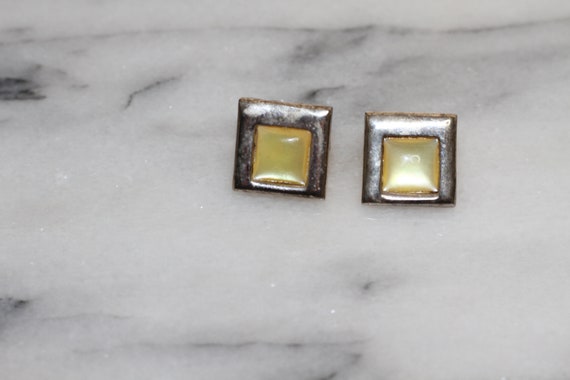 Yellow Silver Square Earrings - image 2