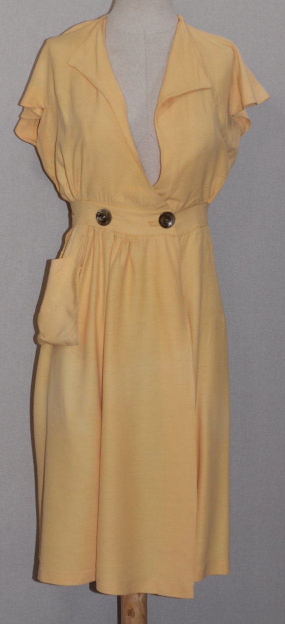 Fleur De Lis Yellow Dress - image 8