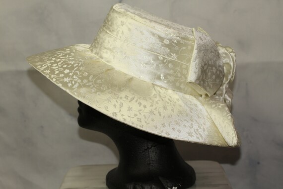 Terramina White Flower Embodied Wide Brim Hat (8) - image 8